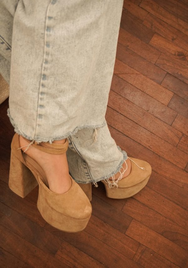 AITANA - Beige