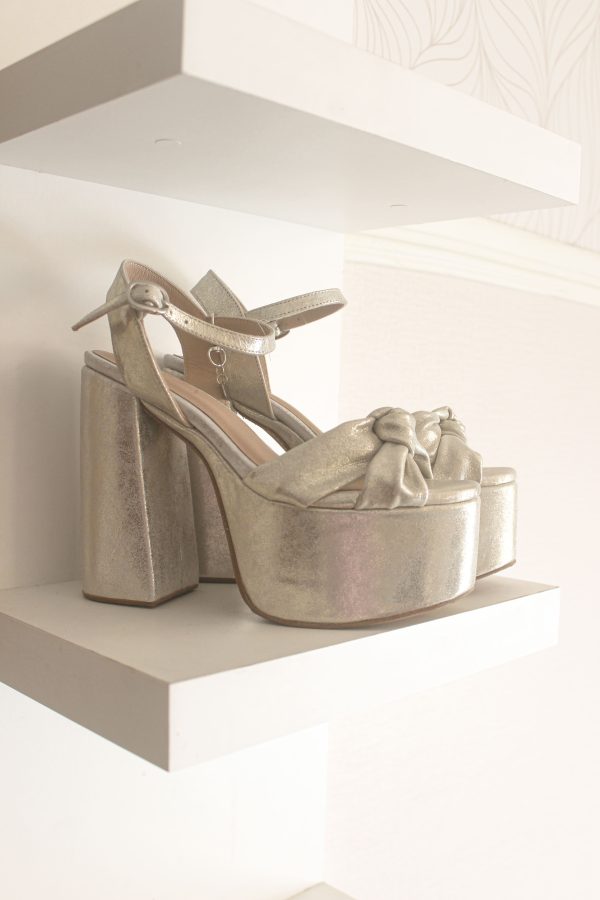 Leah Light Silver